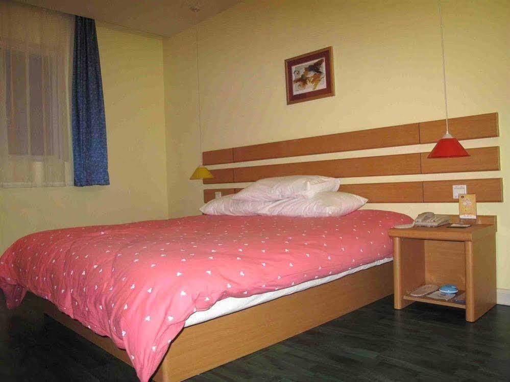 Home Inn Yantai Haiyang Bus Station Shengchancun エクステリア 写真